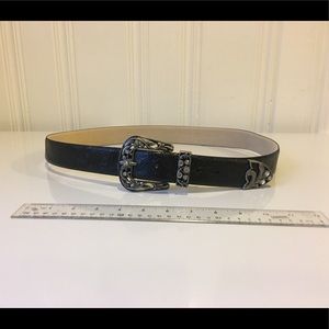 Chico’s black size large belt